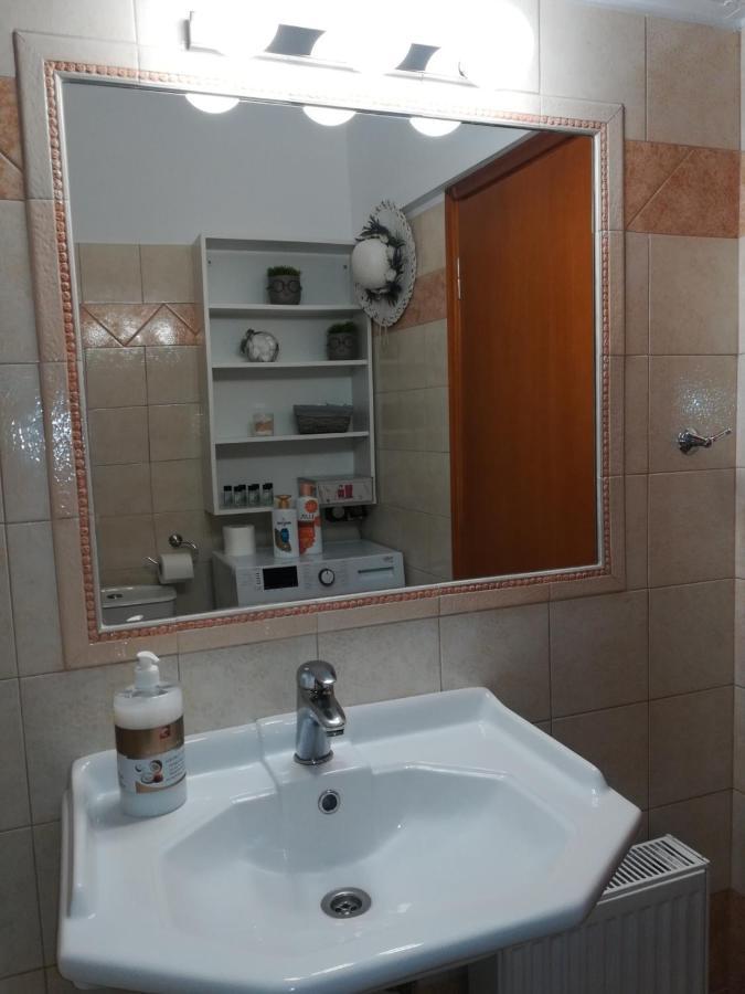 Nemeapolis 1 Apt Экстерьер фото